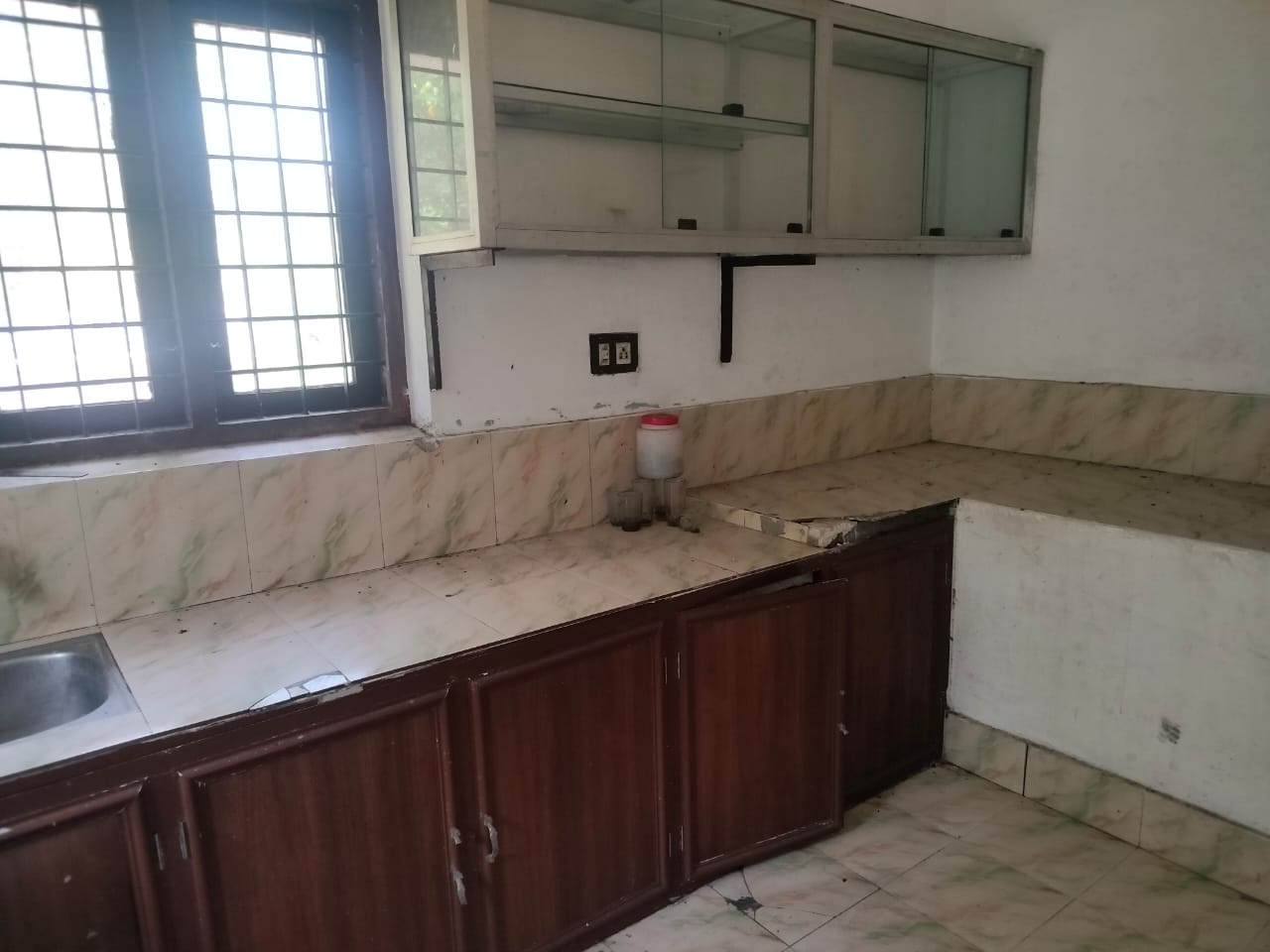 1600 sqft 4BHK House for sale in Nedumbassery
