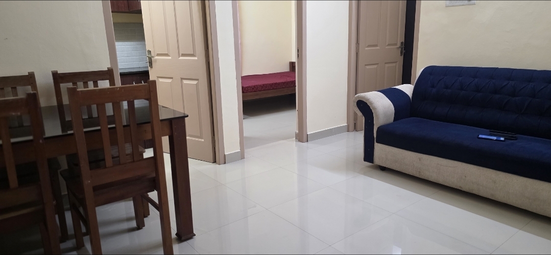 1600sqft 2BHK Furnished Flat