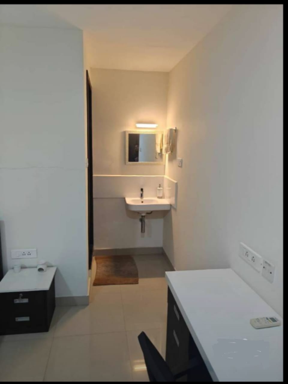 1600sqft Fully furnished Semi Office Space