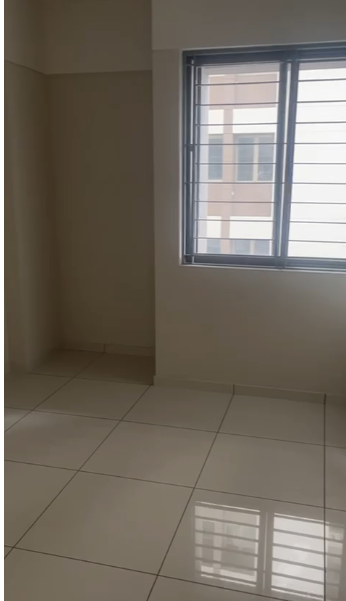 1610sqft 3 BHK Unfurnished posh flat