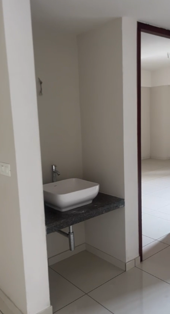 1610sqft 3 BHK Unfurnished posh flat