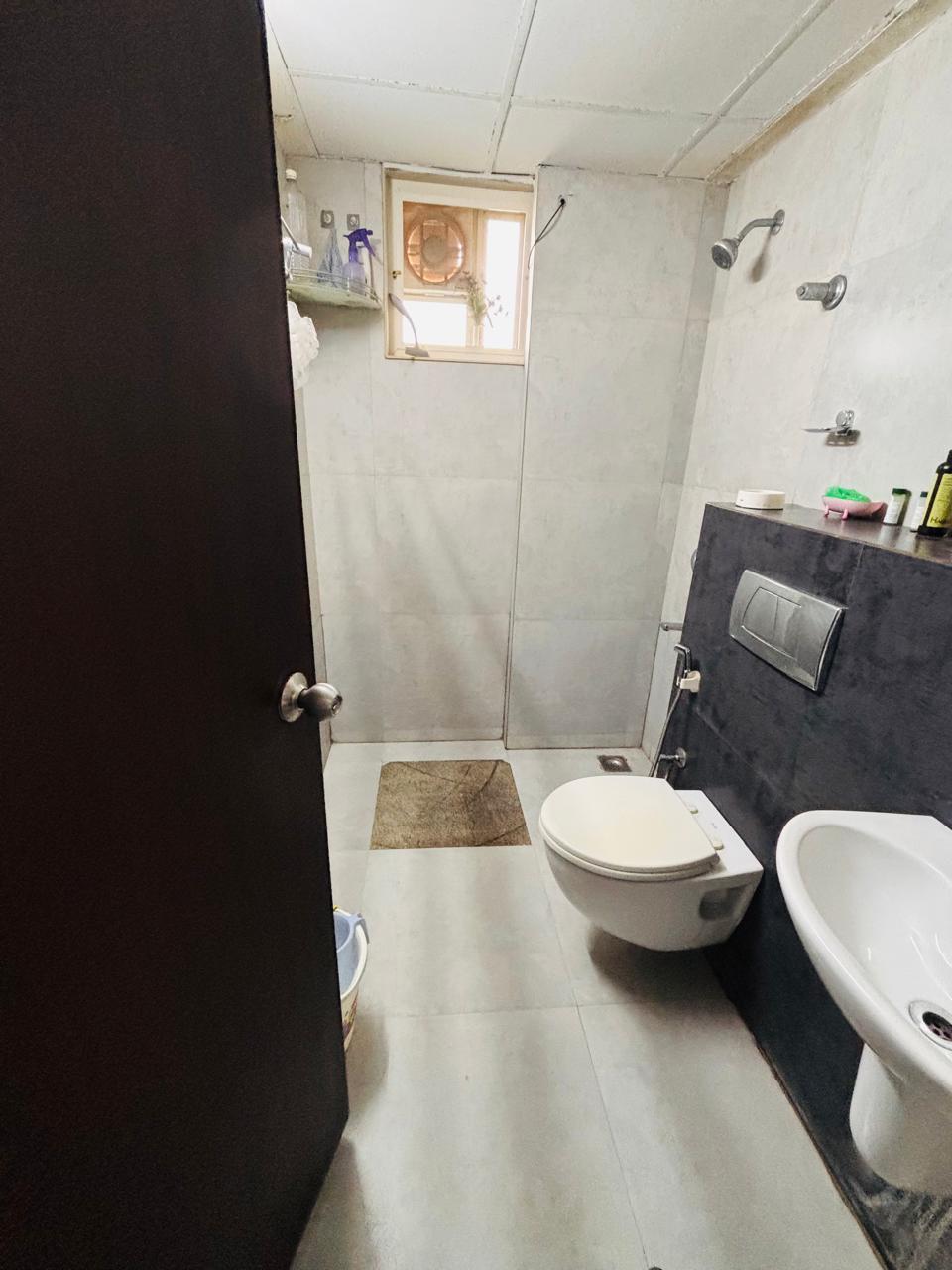 1635sqft 3BHK Fully furnished Flat