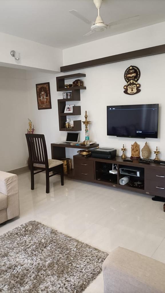 1643sqft 3BHK Fully furnished Flat