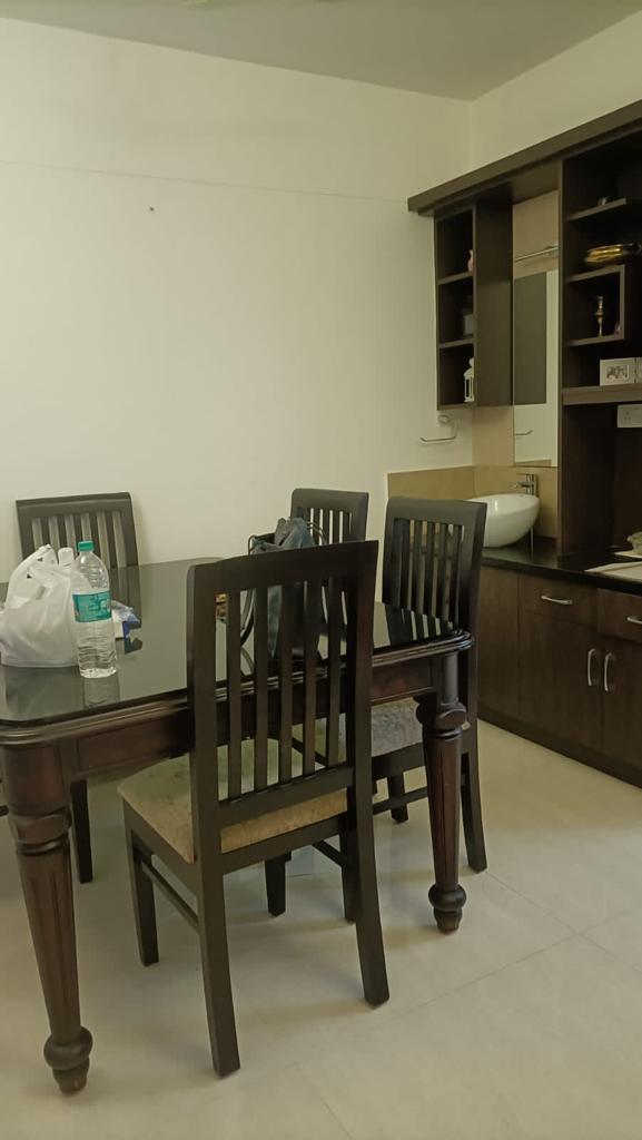 1643sqft 3BHK Fully furnished Flat