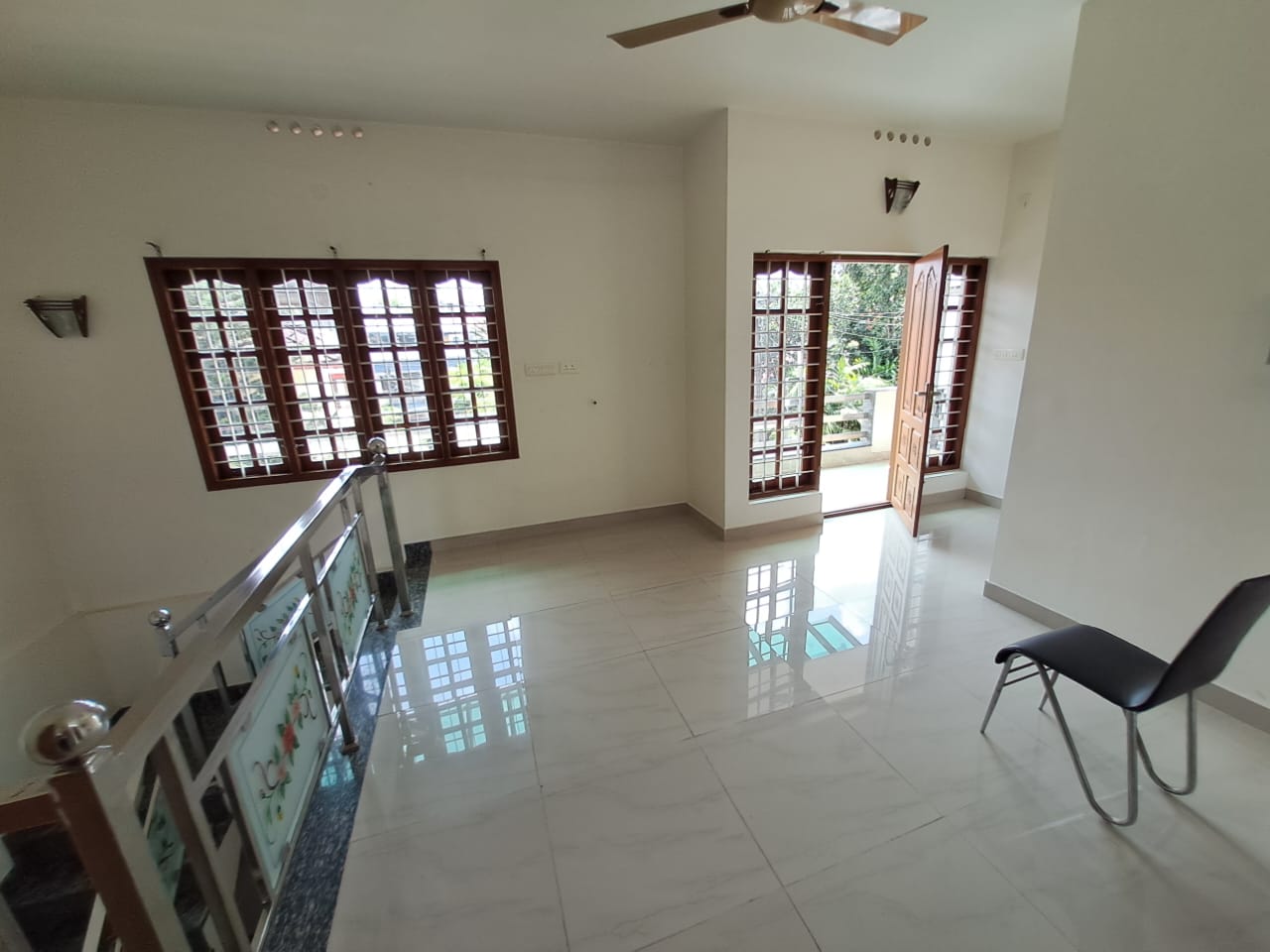 1650 sqft, 3BHK semifurnished House