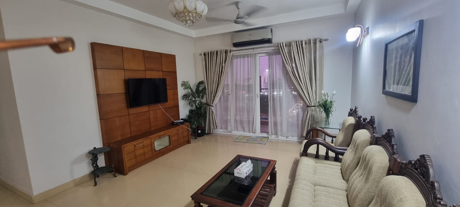 1650sqft 3BHK Fully furnished Apartment