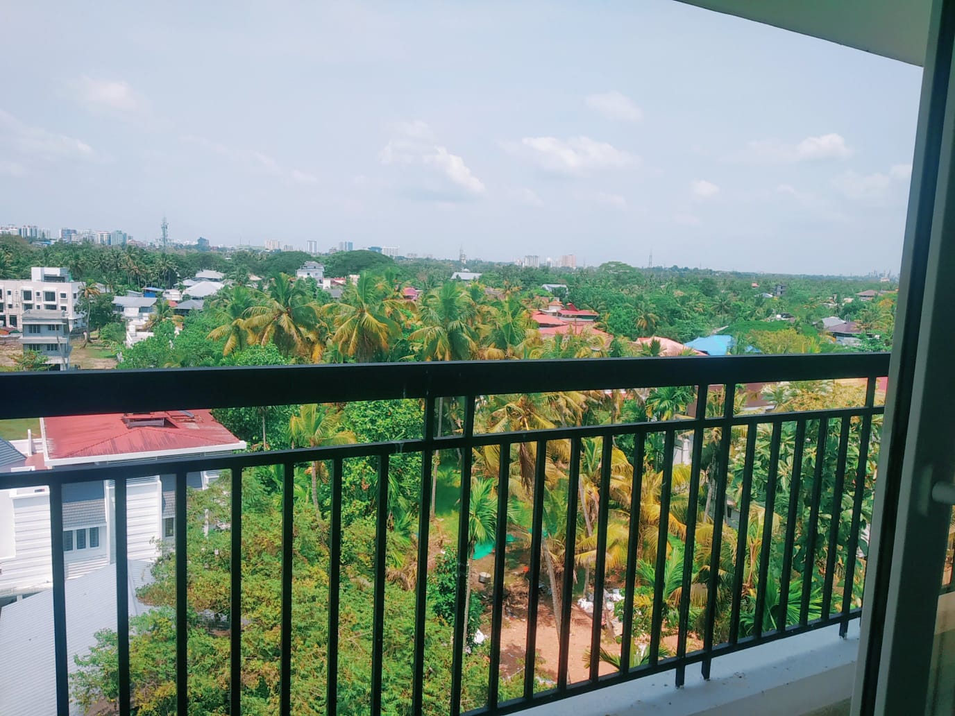 1650sqft, 3BHK Semifurnished Flat in Chalikkavattom, Vyttila