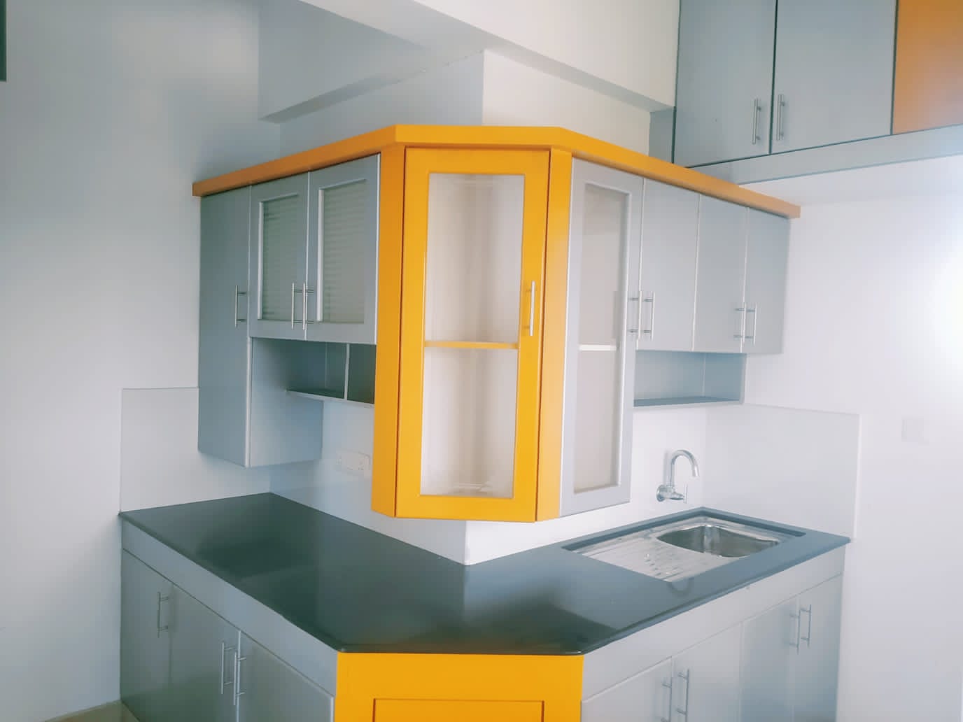 1650sqft, 3BHK Semifurnished Flat in Chalikkavattom, Vyttila