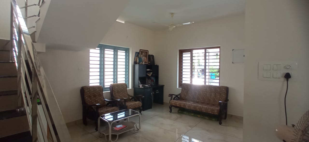1650sqft 4BHK House - for sale in Maradu, Kochi ( Ernakulam ), Kerala