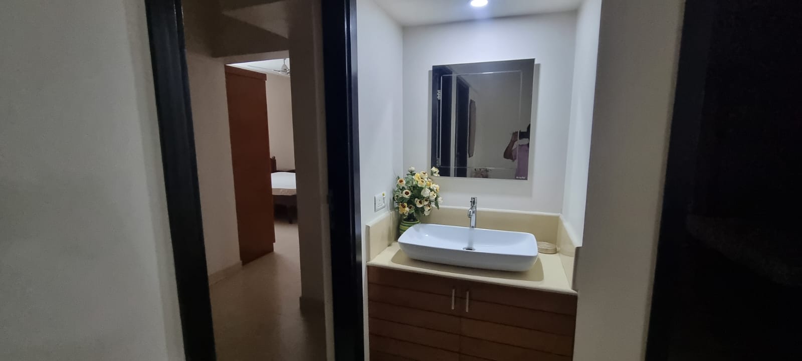 1651sqft 3BHK Furnished Flat