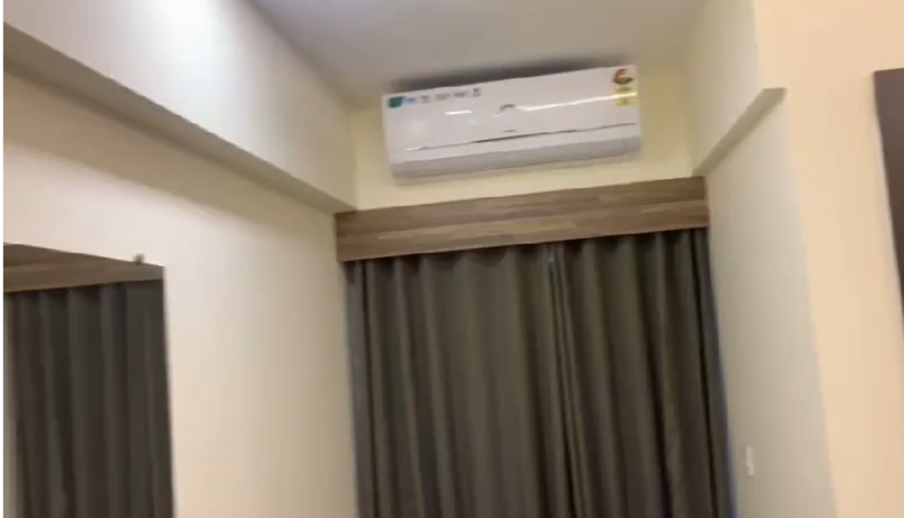 1660sqft 3BHK Fully furnished Flat