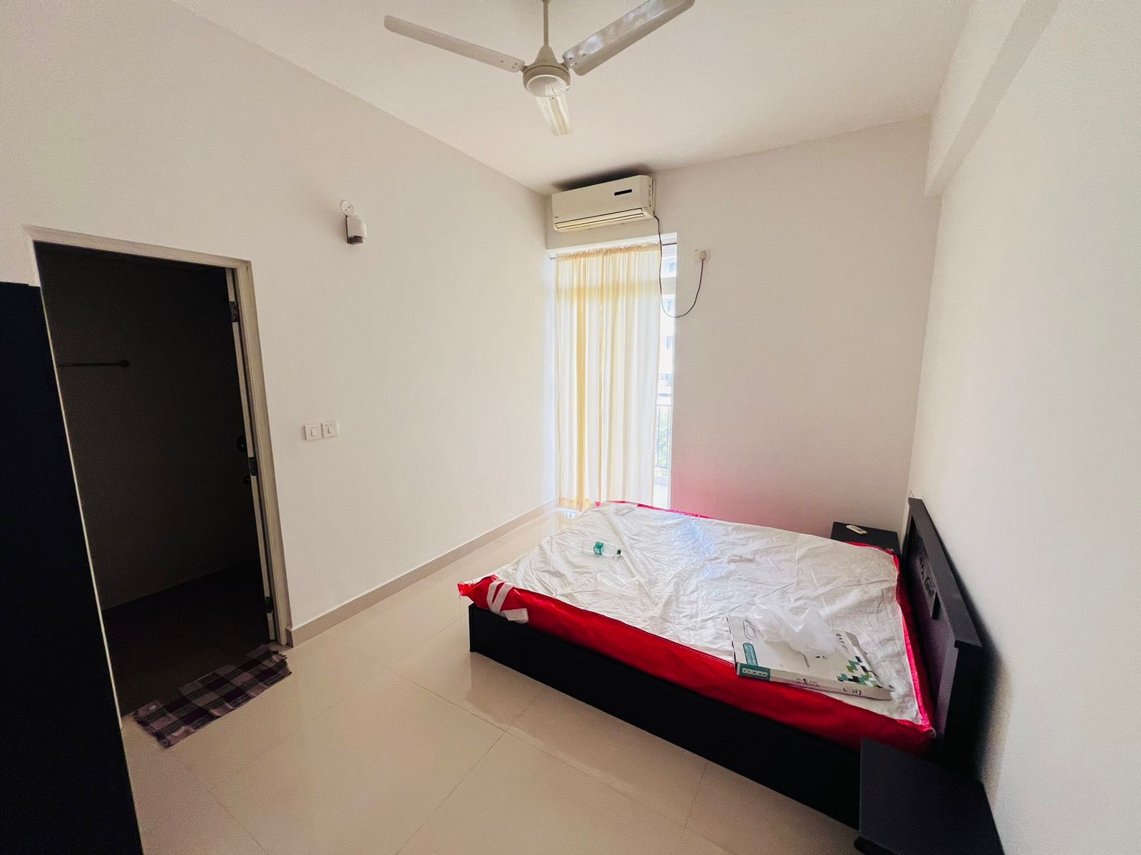 1680sqft 3BHK Fully Furnished Flat
