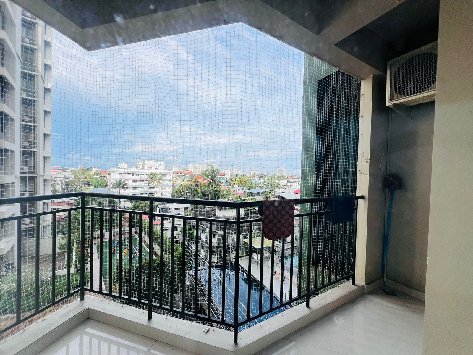 1680sqft 3BHK Fully Furnished Flat