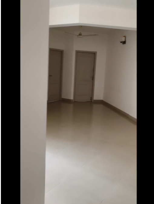 1699sqft 3BHK Semifurnished Apartment