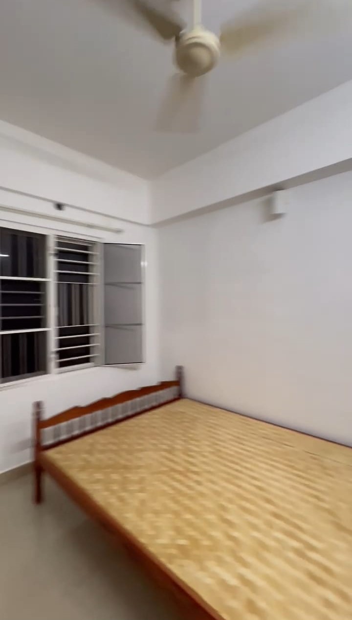 1700 3BHK Furnished Apartment