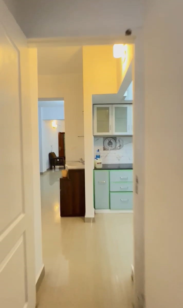 1700 3BHK Furnished Apartment