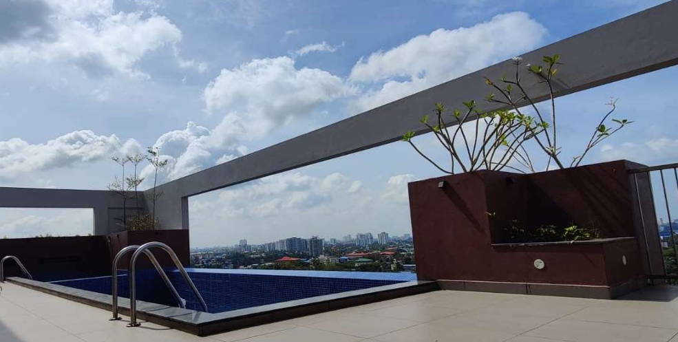 1700sqft 3 BHK Fully Furnished Flat near Lissie Hospital, Kaloor