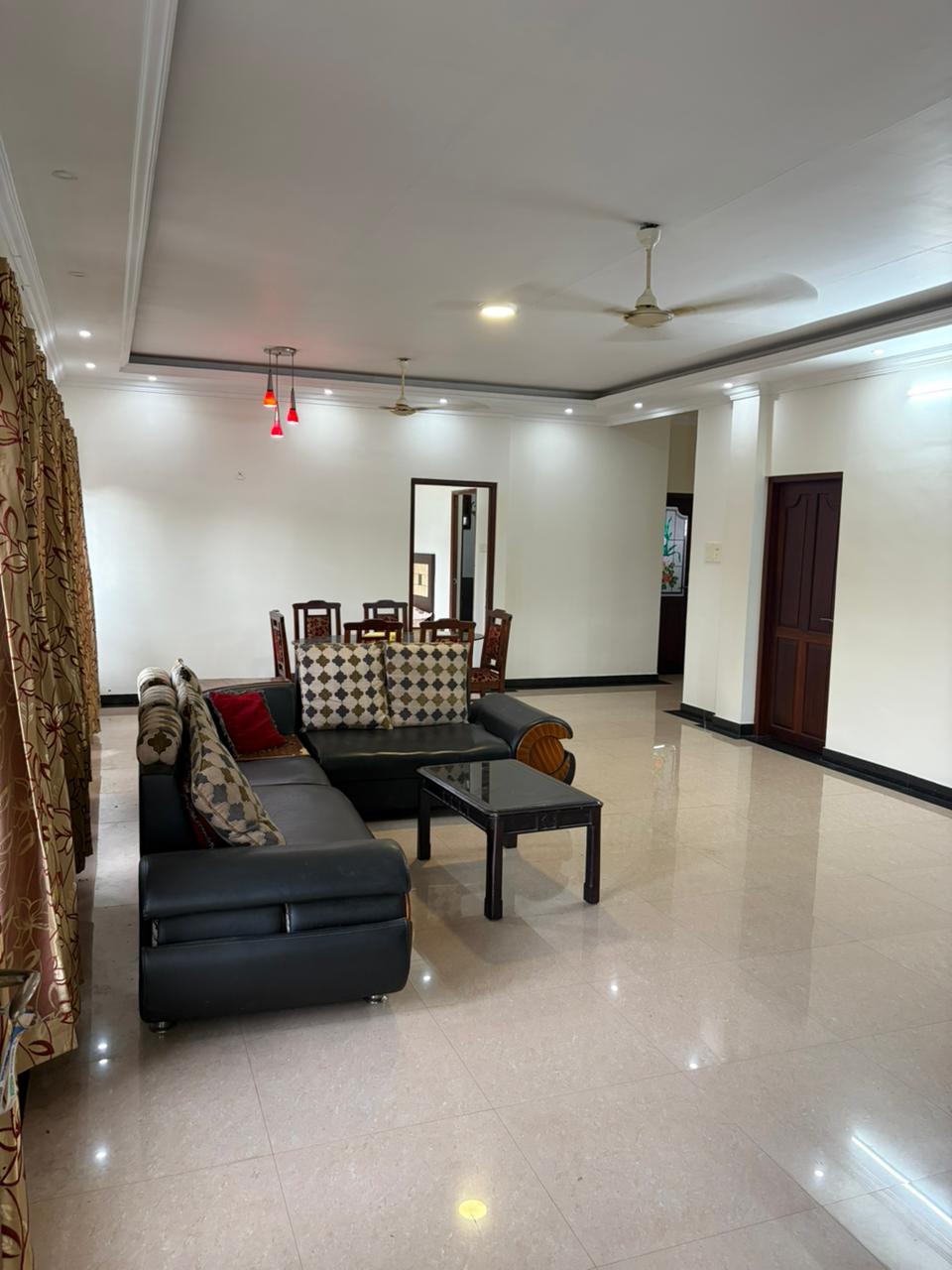 1700sqft 3BHK Fully Furnished Apartment