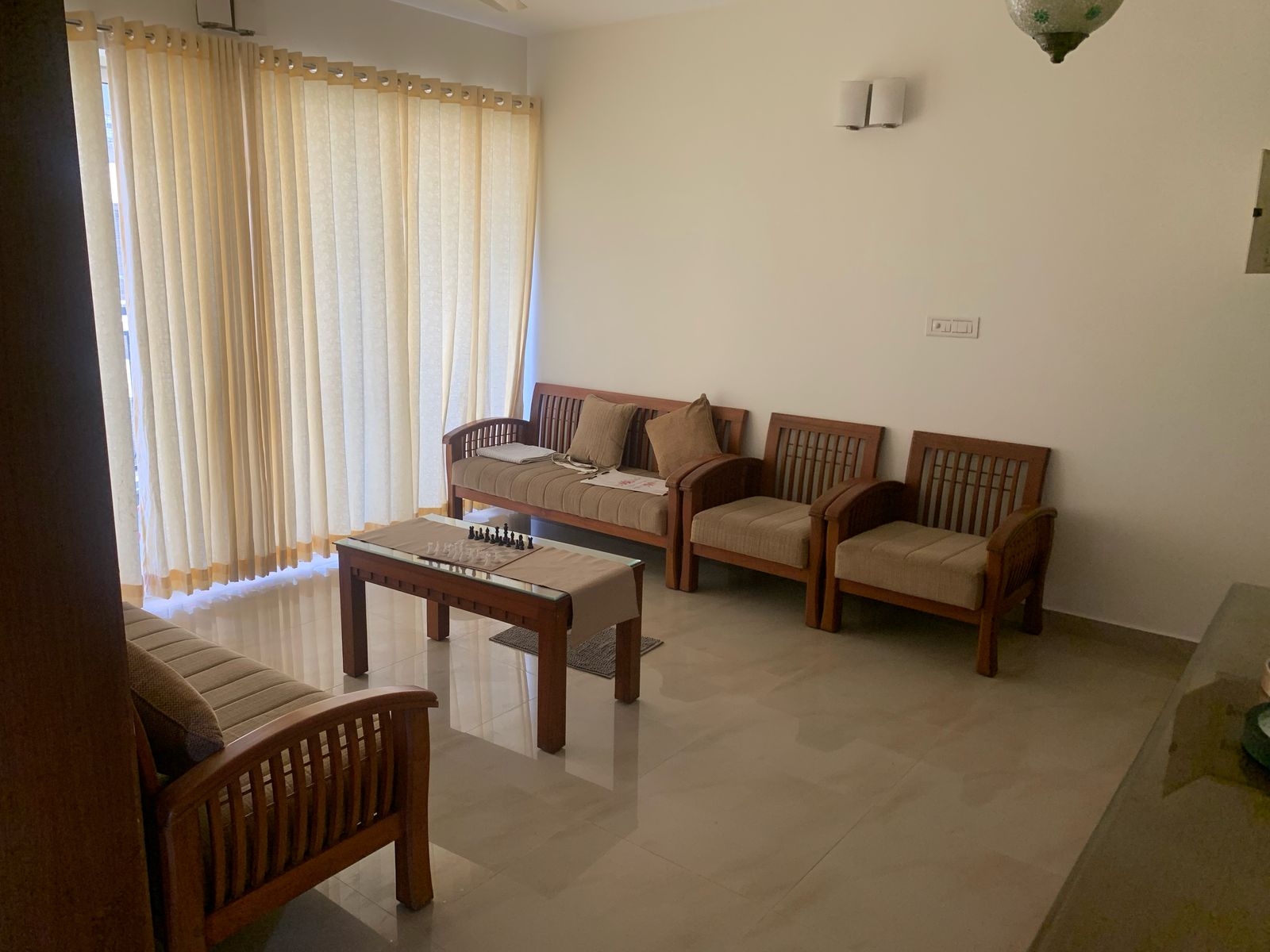 1700sqft 3BHK Fully furnished Flat