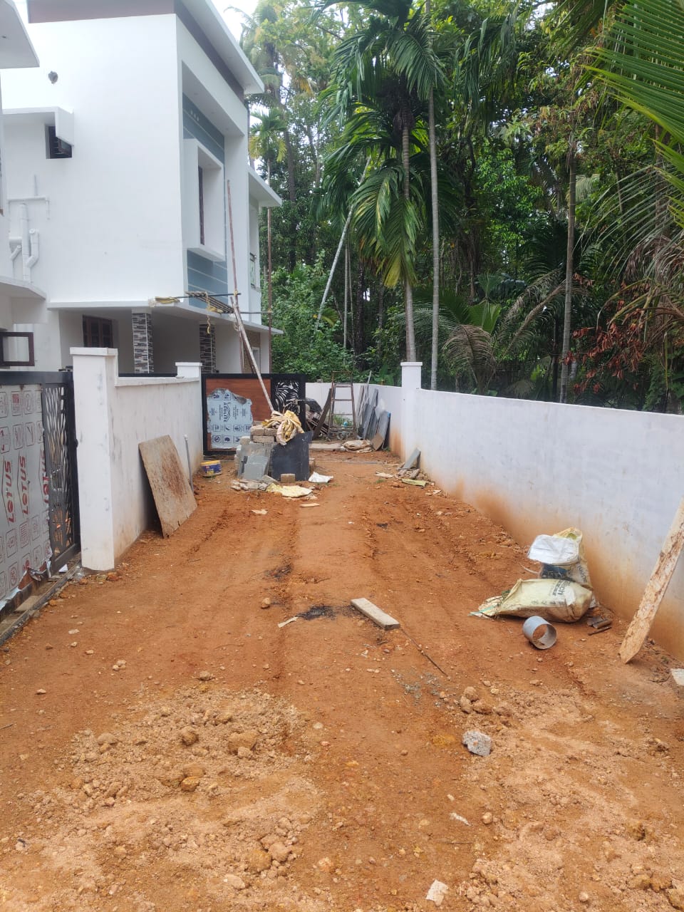 1700sqft 3BHK New House