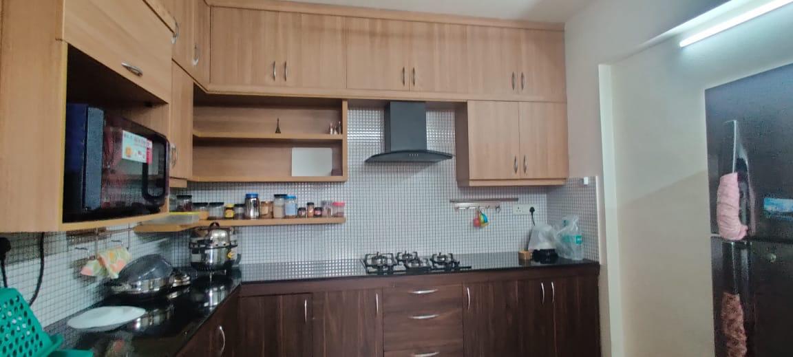 1710sqft 3BHK Fully furnished Flat