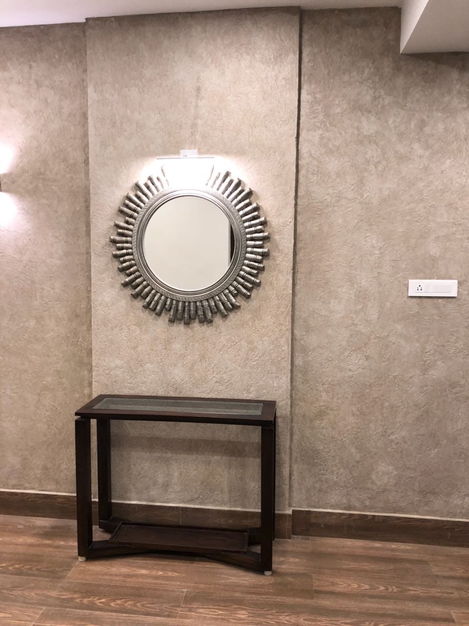 1733sqft 3BHK Semifurnished Flat