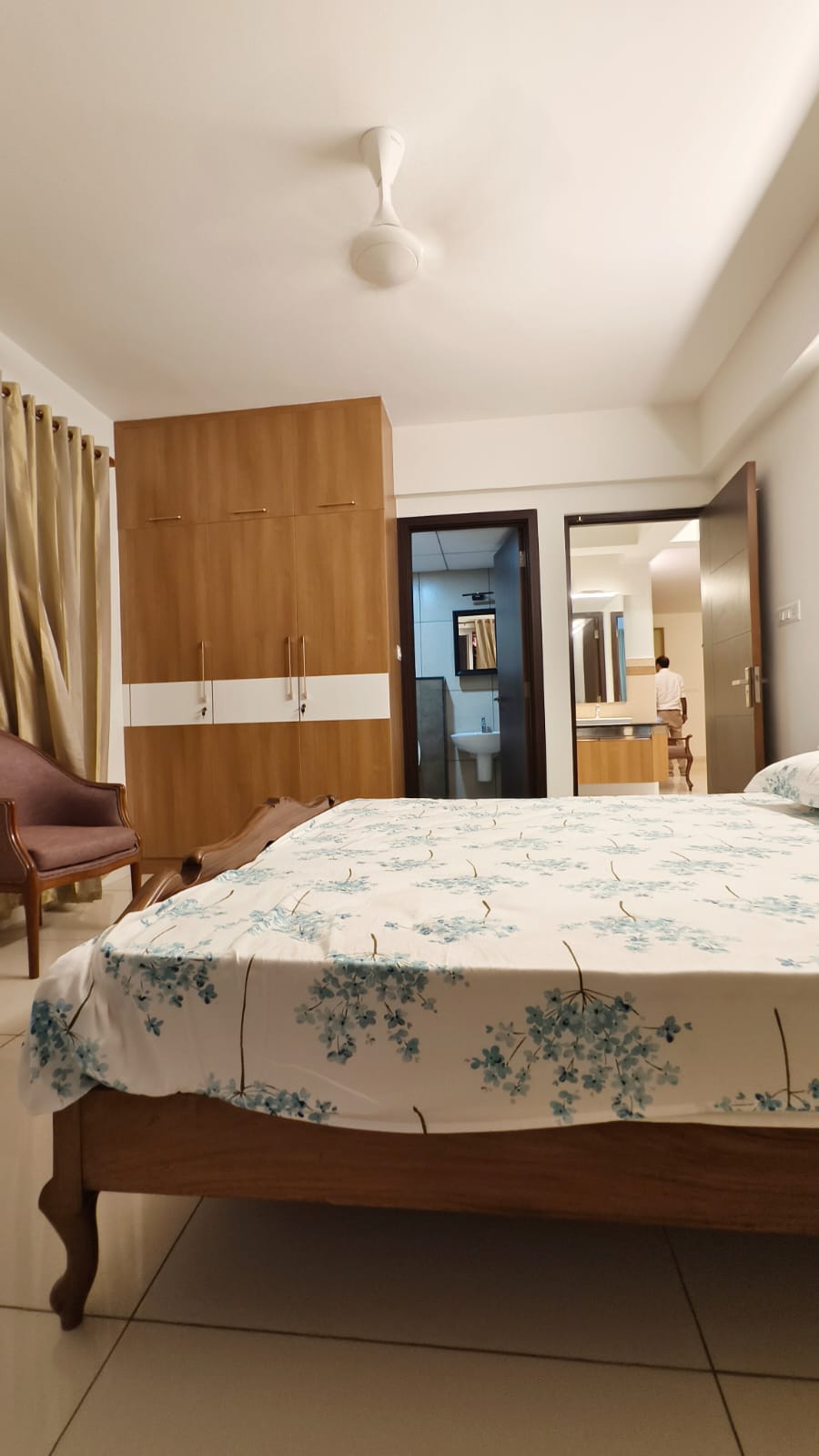 1750sqft 3BHK Fully furnished Flat