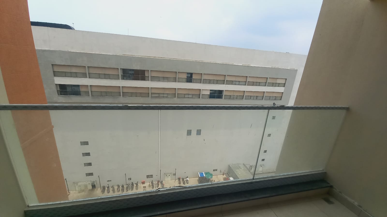 1751sqft 3BHK New flat