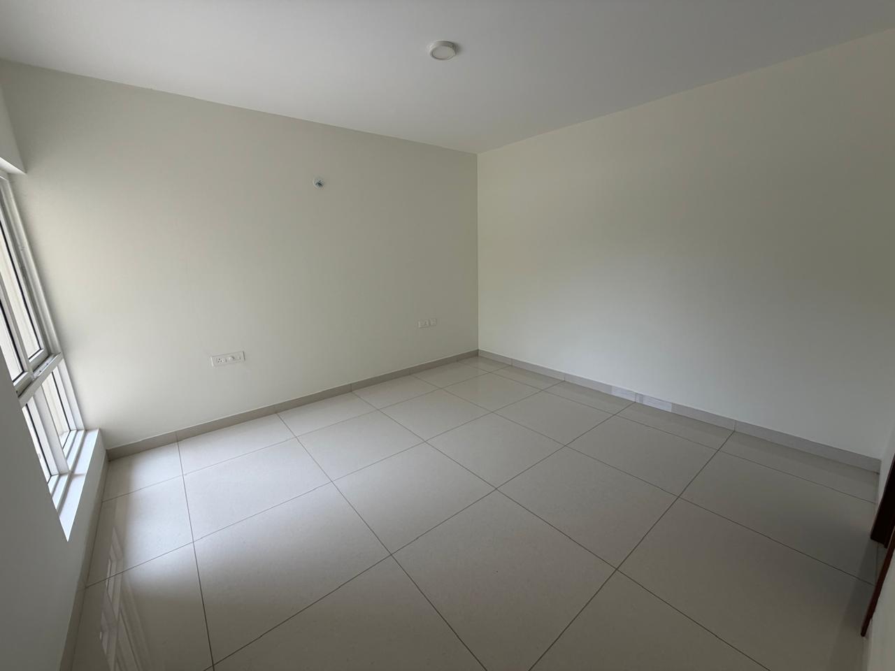 1751sqft 3BHK Unfurnished Flat - for sale in Maradu, Kochi ( Ernakulam ), Kerala