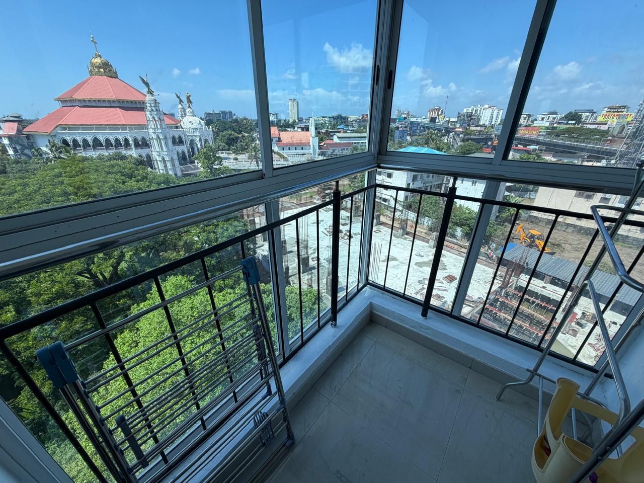 1788sqft 3BHK Fully furnished Flat