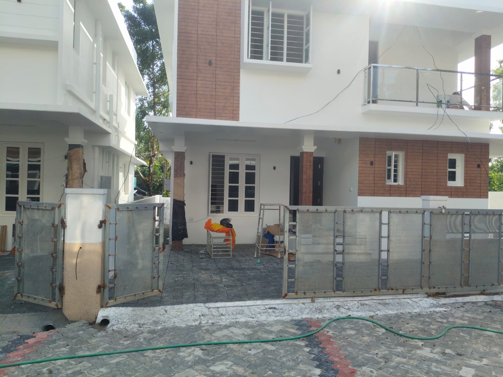 1800 sqft 3BHK New House