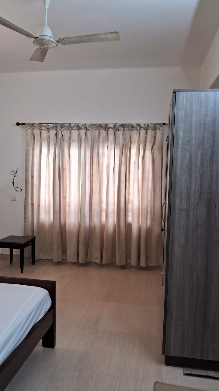 1800sqft 3BHK Fully furnished Flat