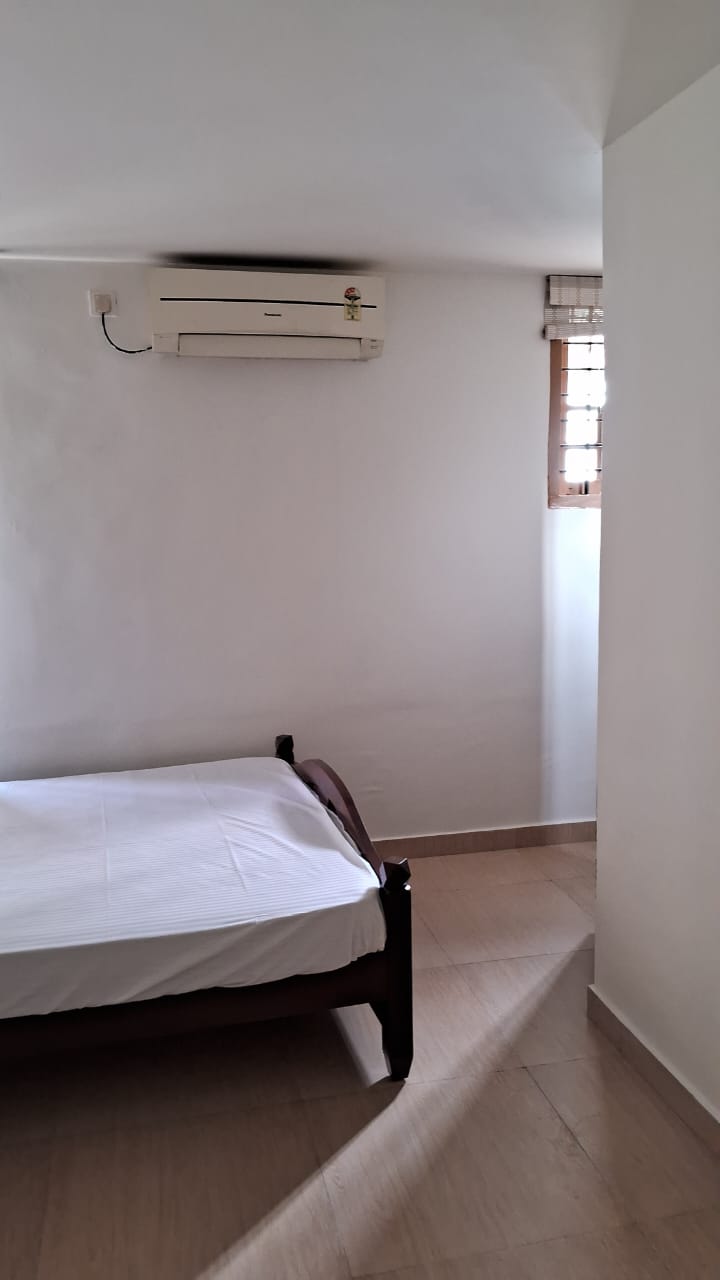 1800sqft 3BHK Fully furnished Flat