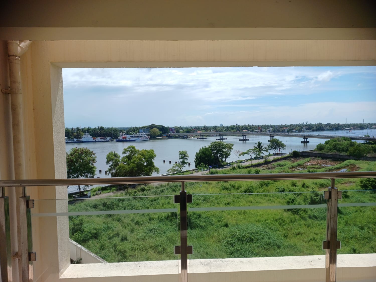 1800sqft 3BHK Fully furnished Flat