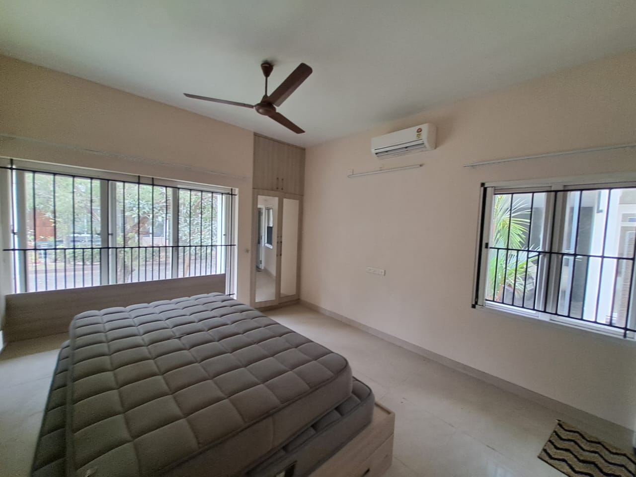 1800sqft 3BHK Fully furnished Villa