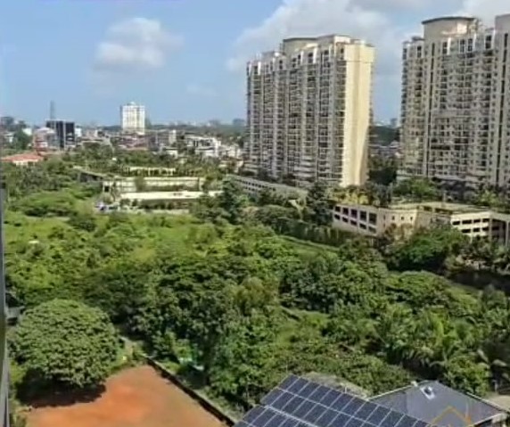1800sqft 3BHK Semifurnished Flat