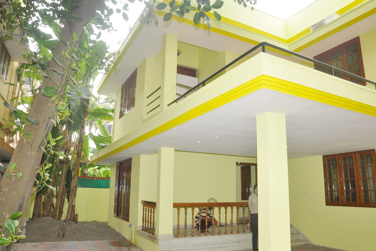 1800sqft 3BHK Semifurnished Villa in Vennala