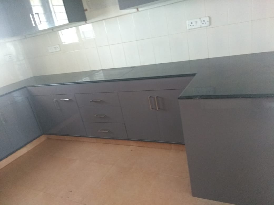 1820sqft 3BHK Furnished Flat