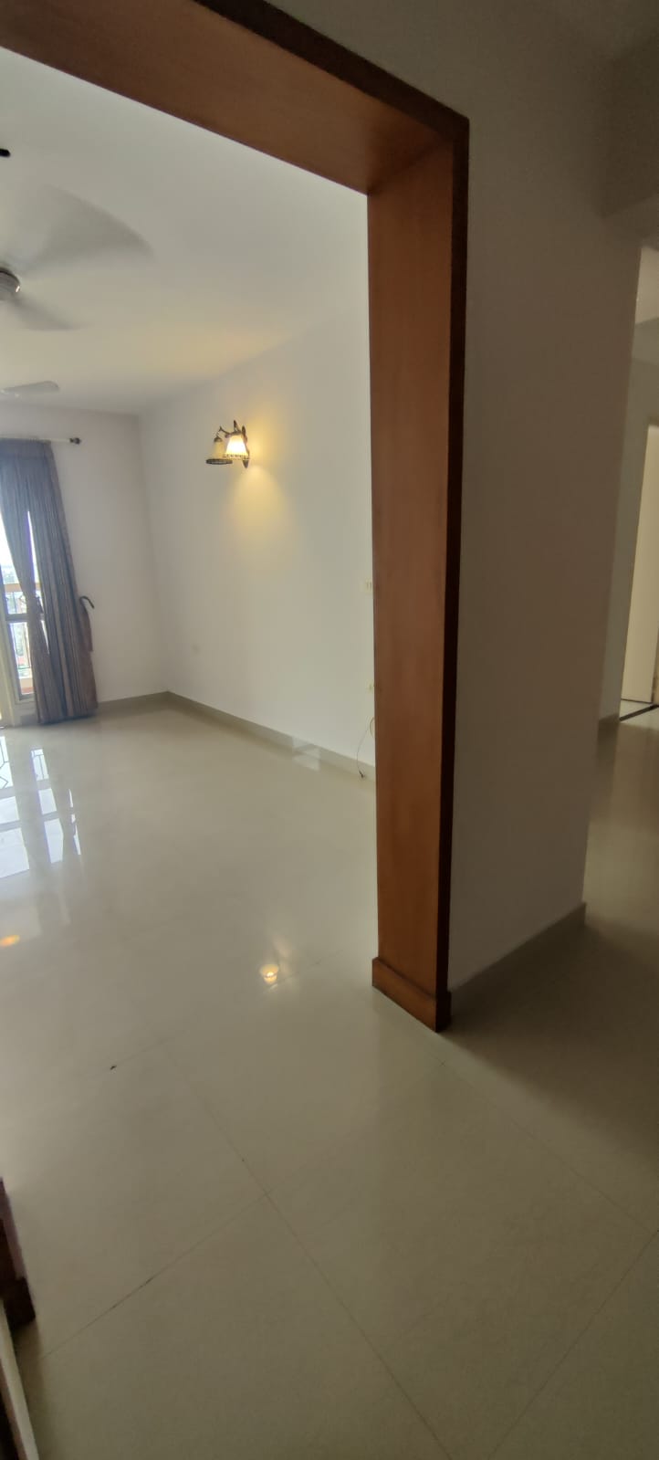 1850 sqft, Semi furnished Flat in Panampilly nagar, Ernakulam