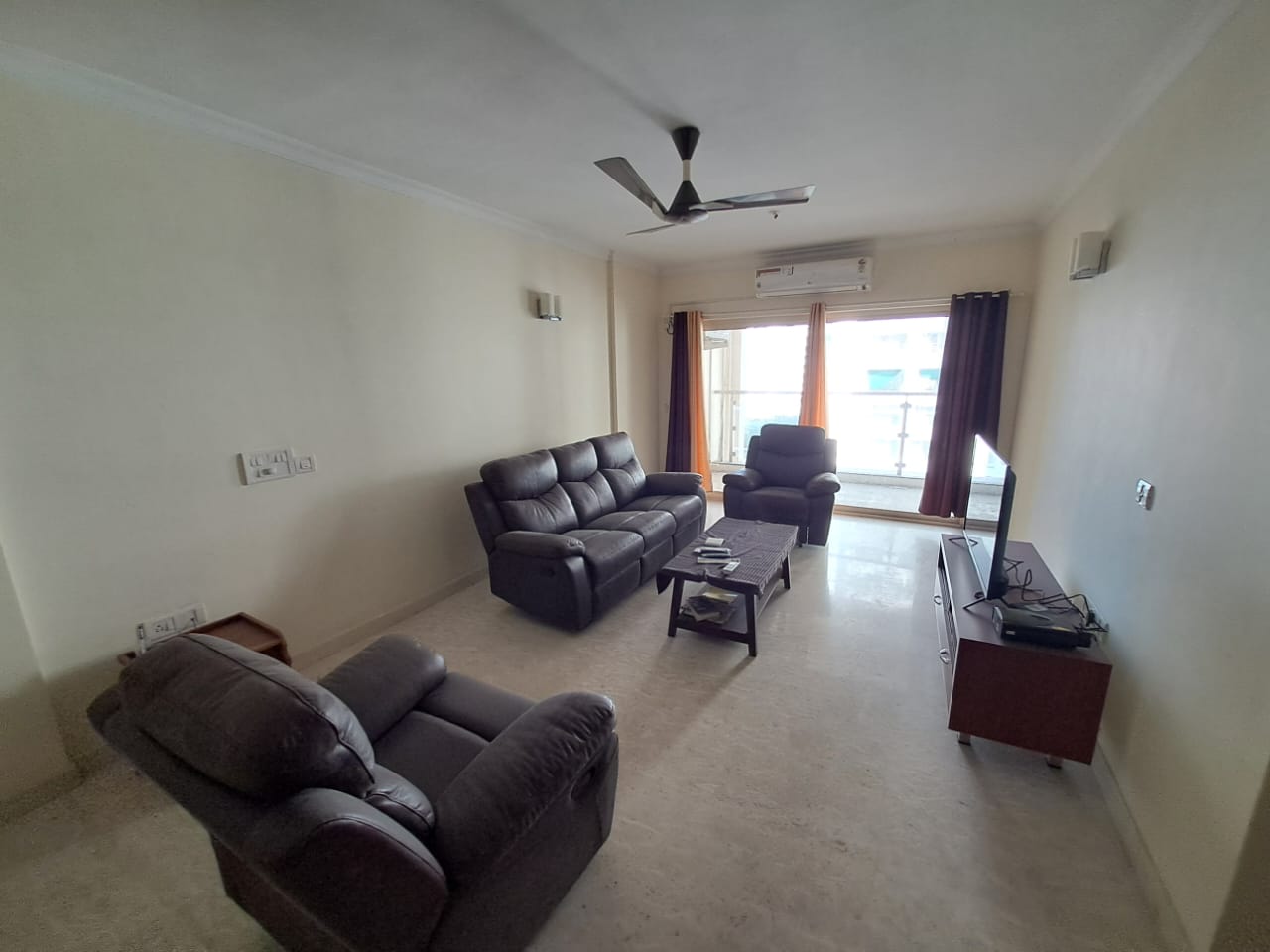 1850sqft 3BHK Fully Furnished Luxury Flat - for sale in Marine Drive, Kochi, Kerala