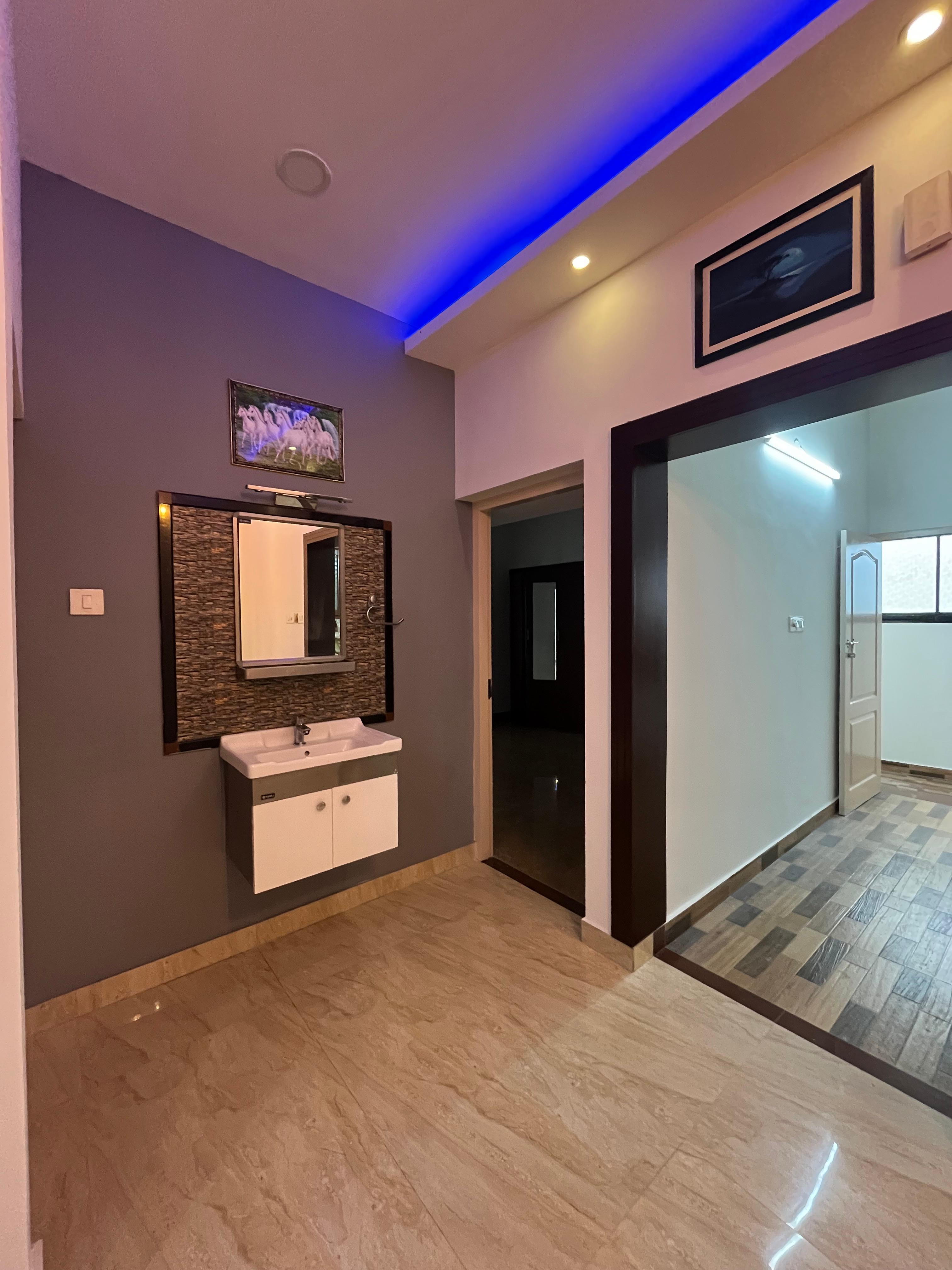1850sqft Duplex Fully furnished House