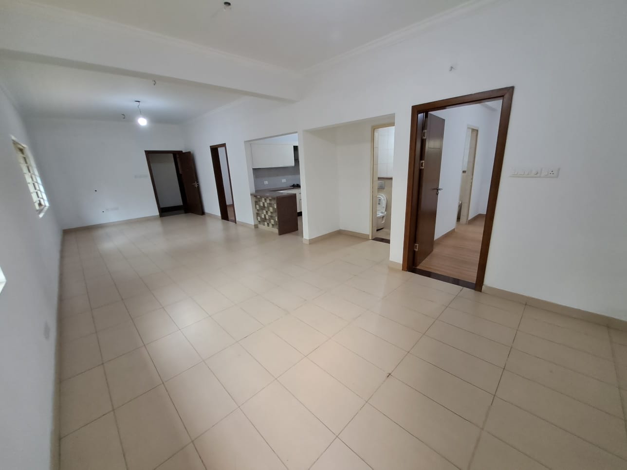 1856sqft 3BHK Semifurnished unused Apartment in Chitoor Road, Kacheripady