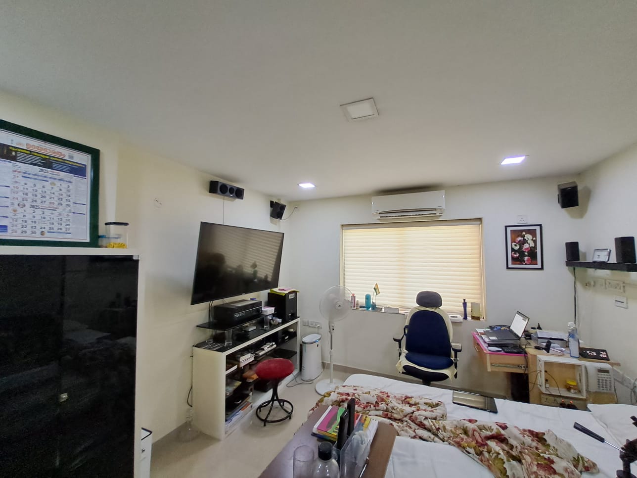 1880sqft 3BHK Fully furnished Luxury Flat