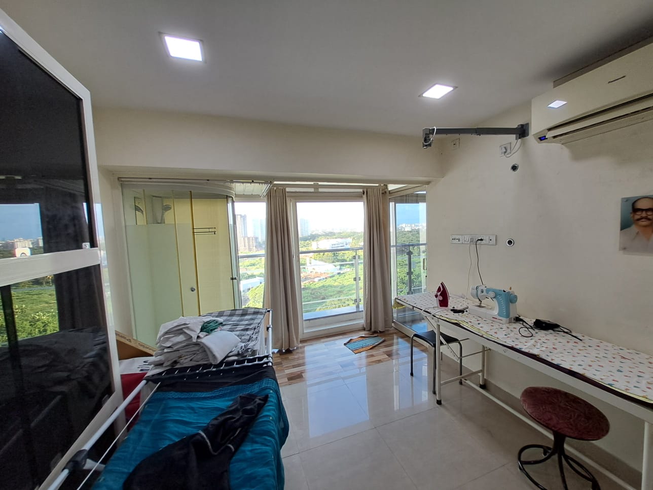 1880sqft 3BHK Fully furnished Luxury Flat