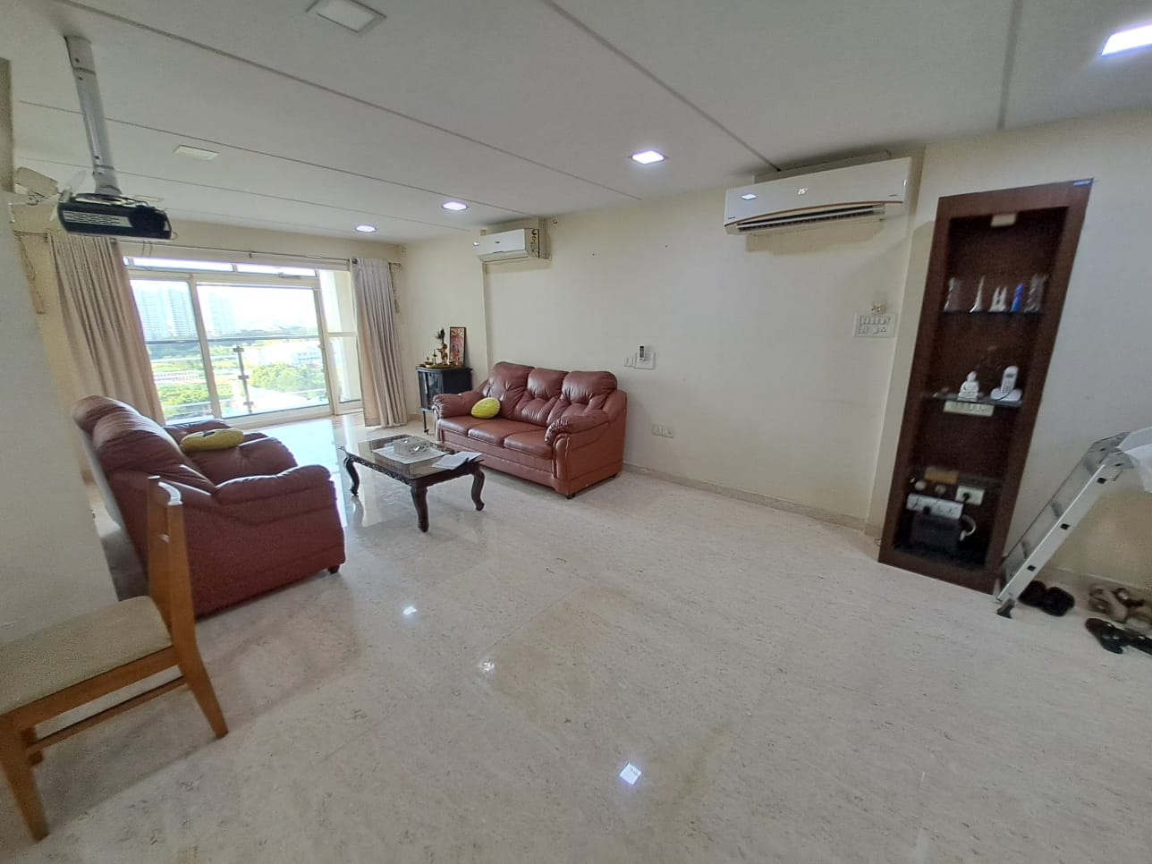 1880sqft 3BHK Fully furnished Luxury Flat