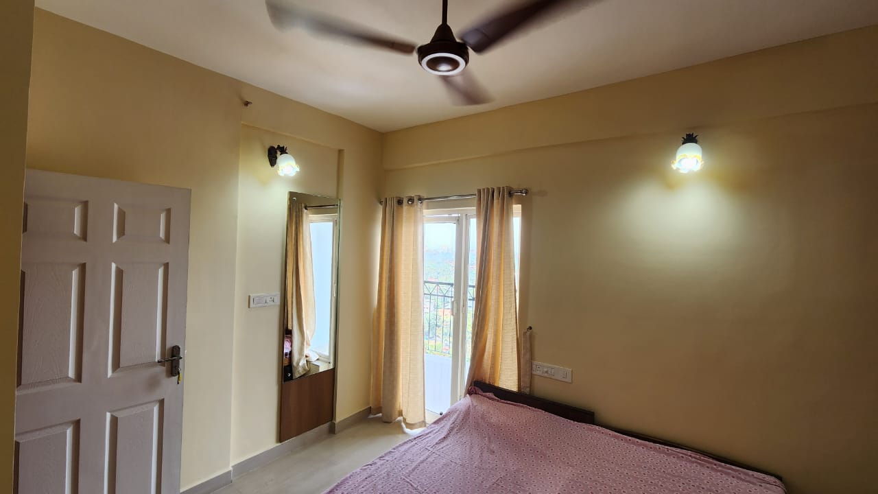 1880sqft 3BHK Furnished Flat