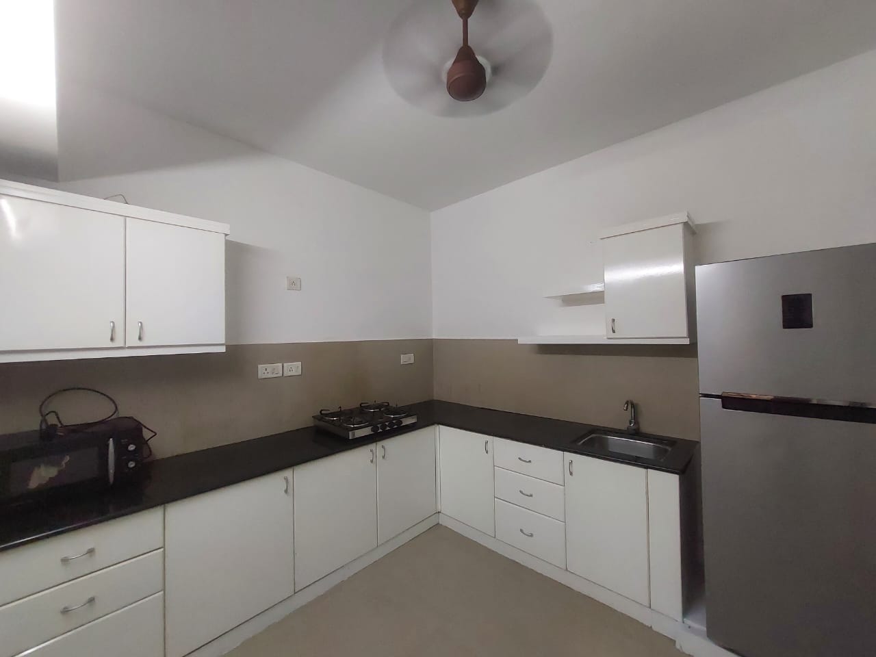 1885sqft 2BHK Fully furnished Flat