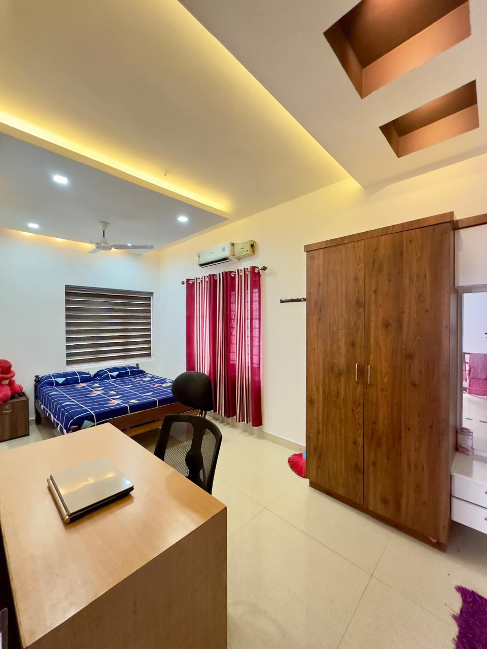 1600sqft 3BHK Fully furnished Independent House