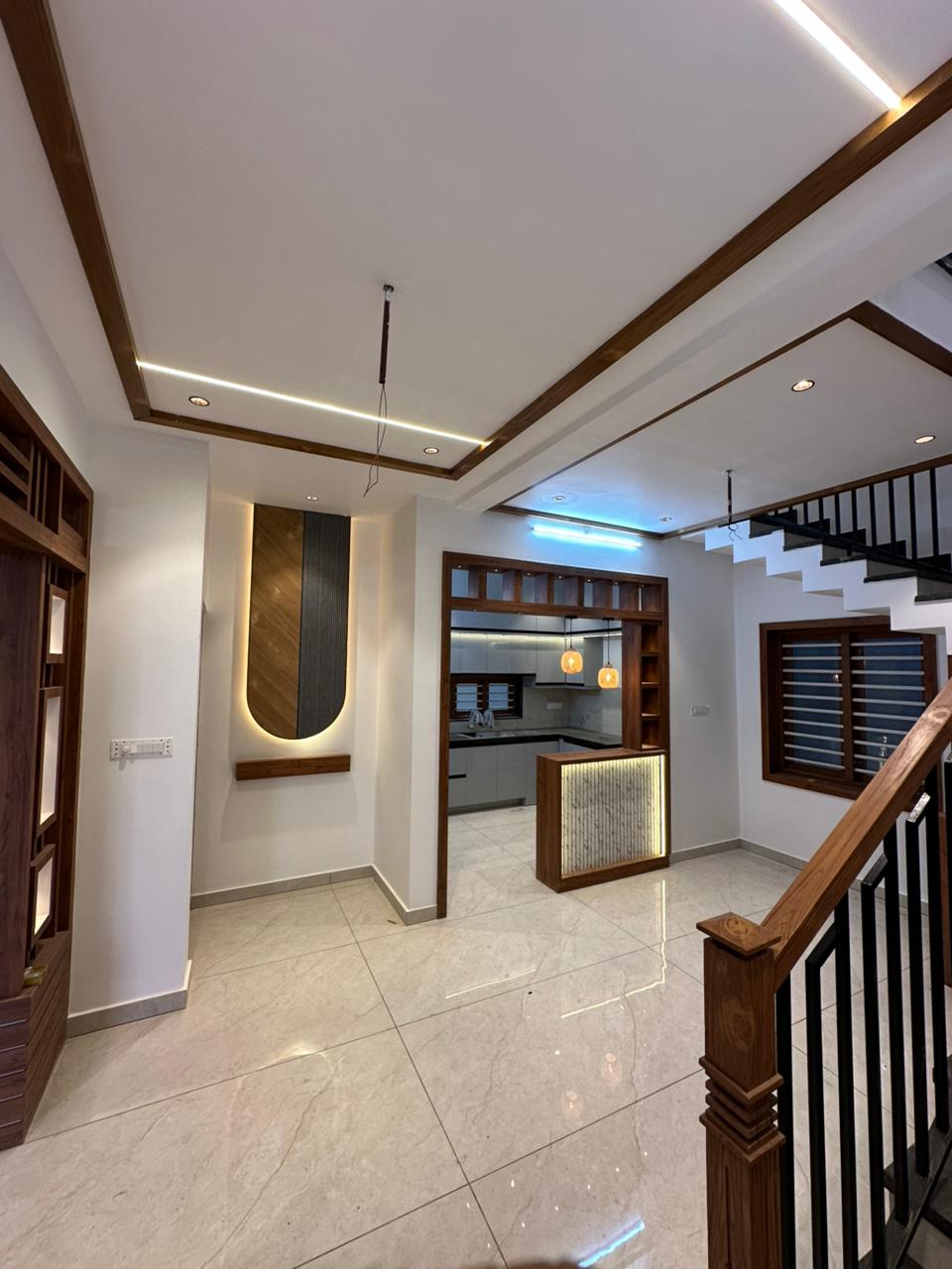 1900sqft 4BHK Semifurnished House