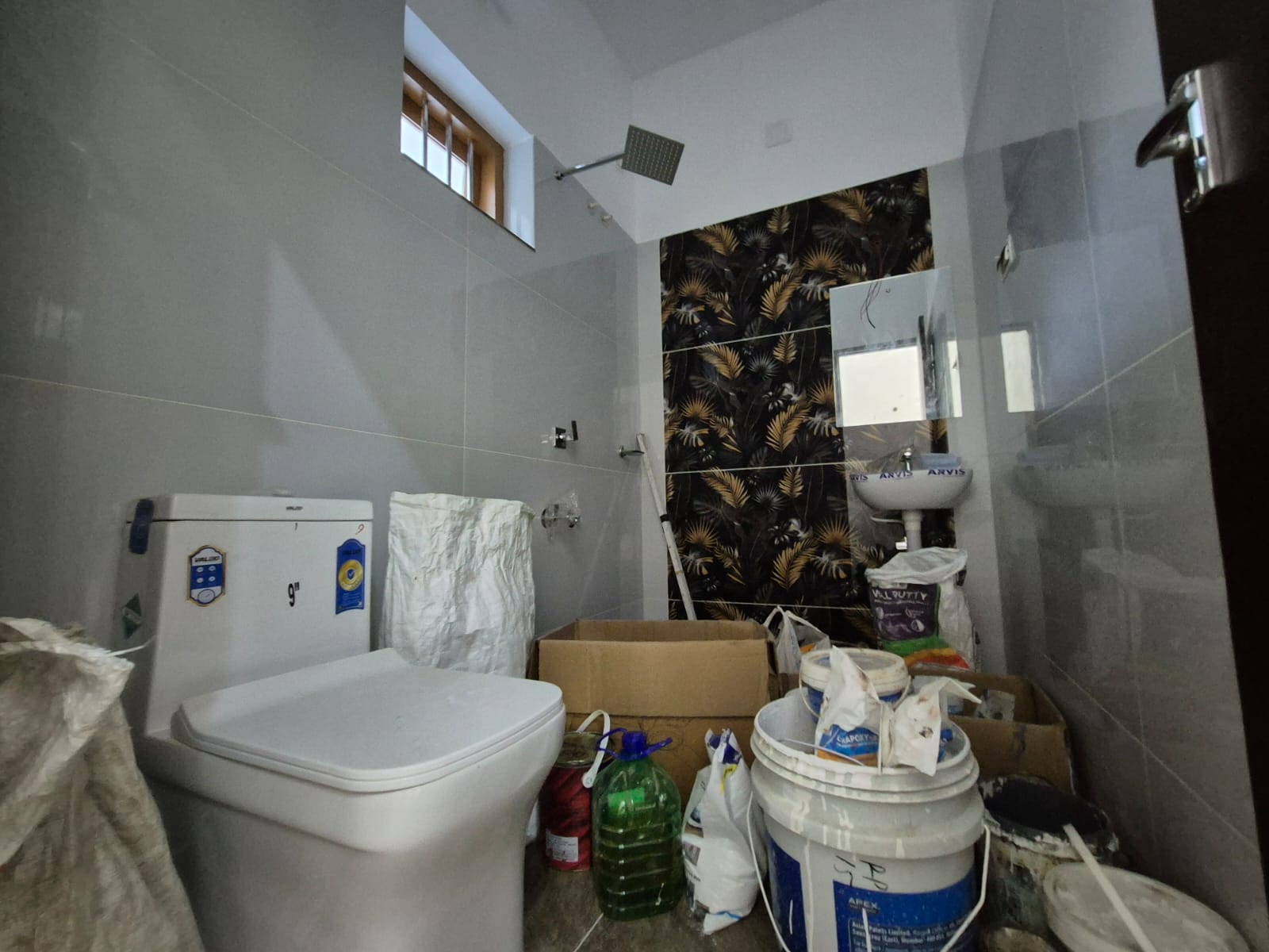 1900sqft 4BHK Semifurnished House with 4cents of Land